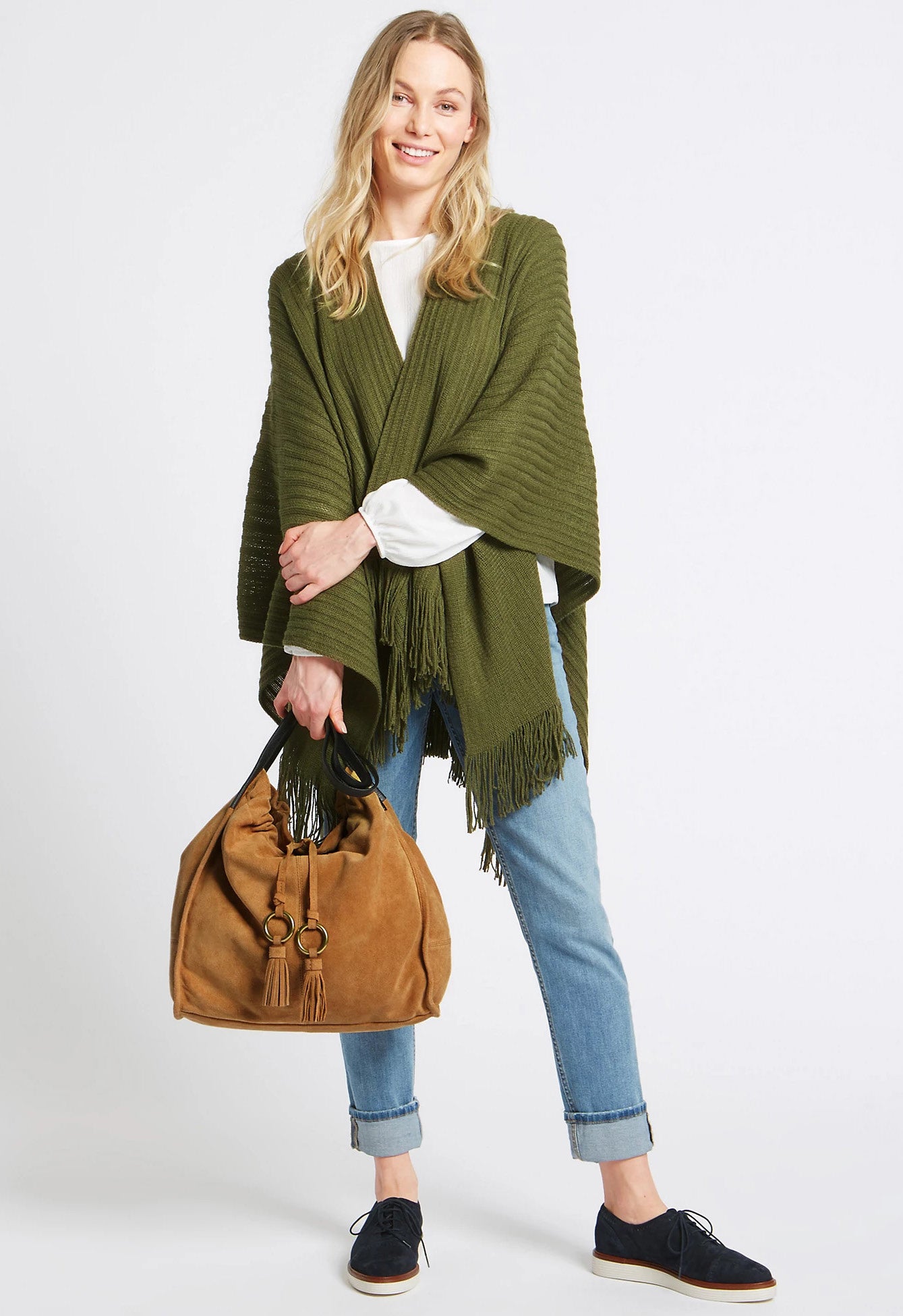 TASSEL SHOULDER BAG