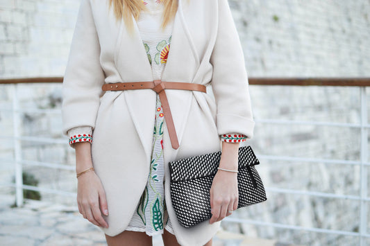 GENUINE LEATHER WOVEN CLUTCH BAG